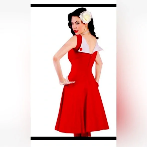 Bettie Page Jazmine Keyhole Pinup Red & White
Dress Swing Dancing - Picture 1 of 10
